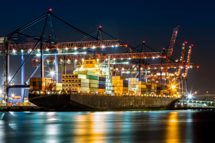 container being loaded in the port of new york freight shipping companies & services
